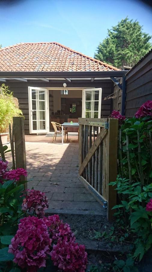 Ouddorp Vakantiehuisje Экстерьер фото